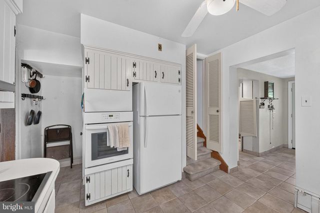 1715 SKIPPACK PIKE, Blue Bell, PA 19422