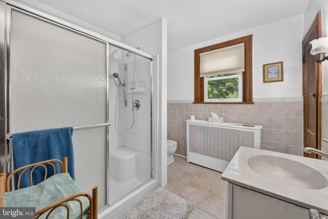 1715 SKIPPACK PIKE, Blue Bell, PA 19422