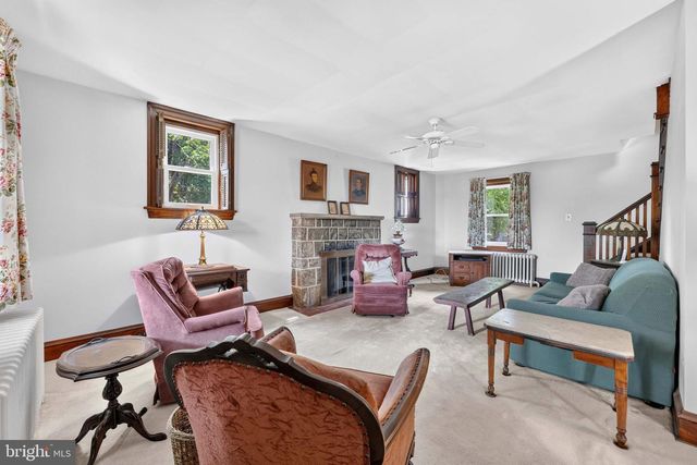 1715 SKIPPACK PIKE, Blue Bell, PA 19422
