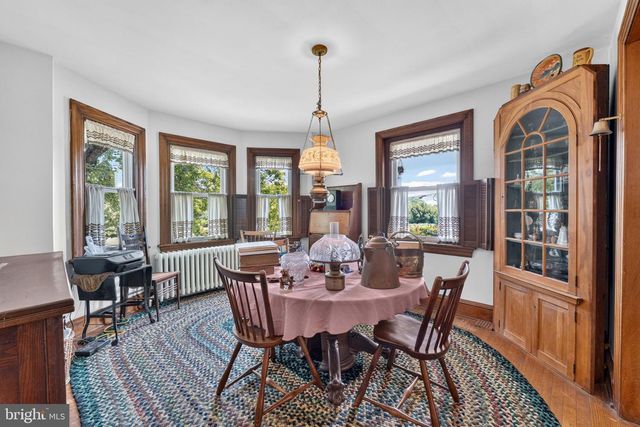 1715 SKIPPACK PIKE, Blue Bell, PA 19422