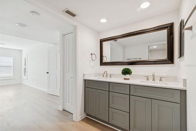 2473 KINGFISHER LANE I103, Clearwater, FL 33762