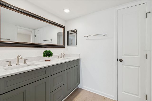 2473 KINGFISHER LANE I103, Clearwater, FL 33762