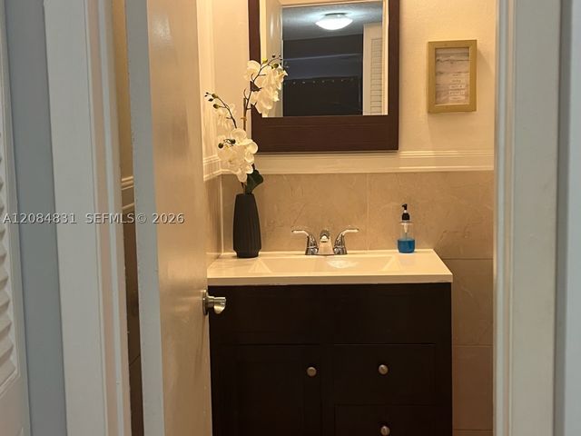 3779 Raleigh St, Hollywood, FL 33021