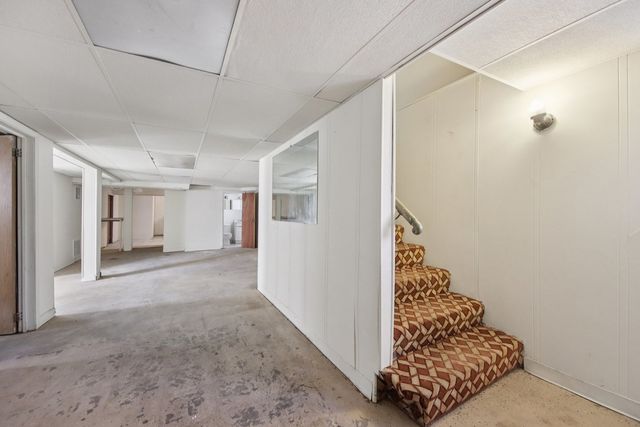 7424 S Calumet Avenue, Chicago, IL 60619