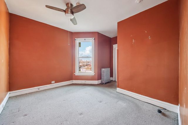 7424 S Calumet Avenue, Chicago, IL 60619