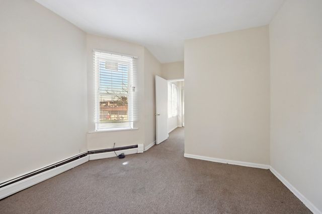 7424 S Calumet Avenue, Chicago, IL 60619