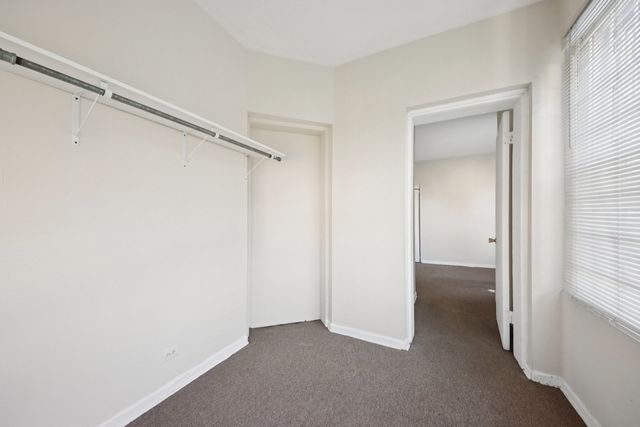 7424 S Calumet Avenue, Chicago, IL 60619