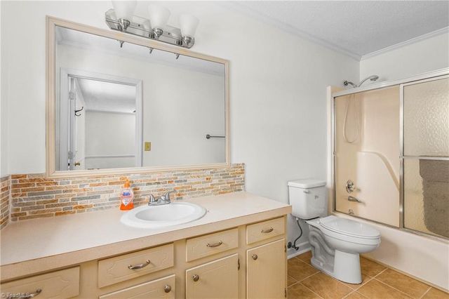 3632 Tanglebrook Trail, Clemmons, NC 27012