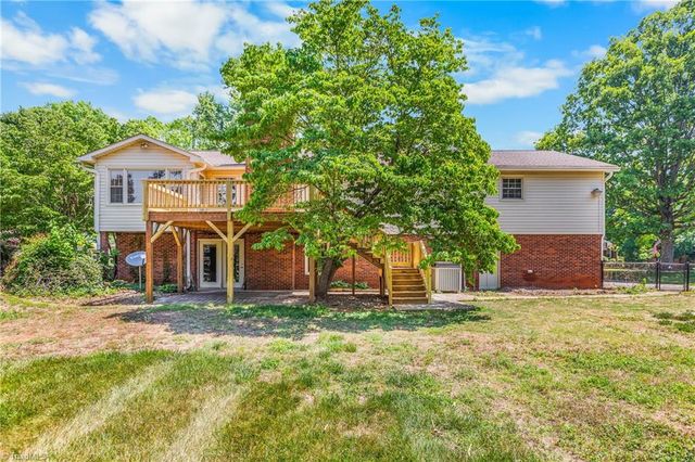 3632 Tanglebrook Trail, Clemmons, NC 27012