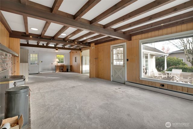 906 5th Street NE, Auburn, WA 98002