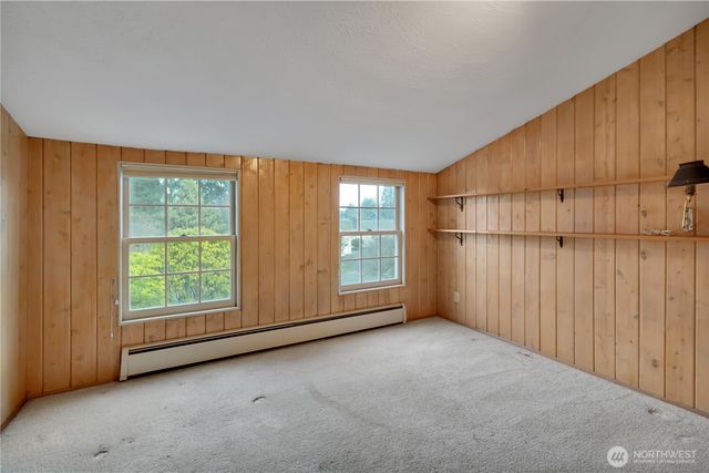 906 5th Street NE, Auburn, WA 98002