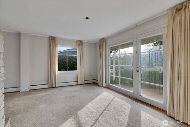 906 5th Street NE, Auburn, WA 98002