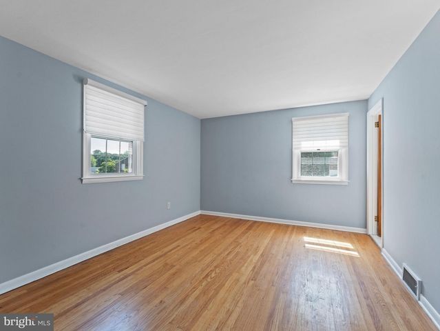 602 LINCOLN DR, Brookhaven, PA 19015