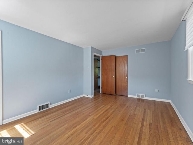 602 LINCOLN DR, Brookhaven, PA 19015