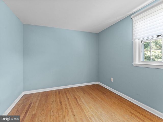 602 LINCOLN DR, Brookhaven, PA 19015
