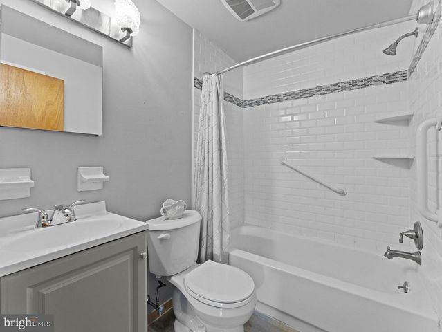602 LINCOLN DR, Brookhaven, PA 19015