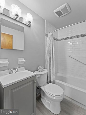 602 LINCOLN DR, Brookhaven, PA 19015