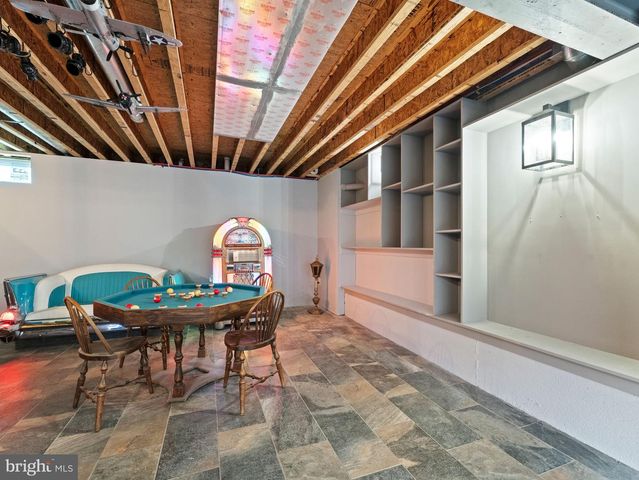602 LINCOLN DR, Brookhaven, PA 19015