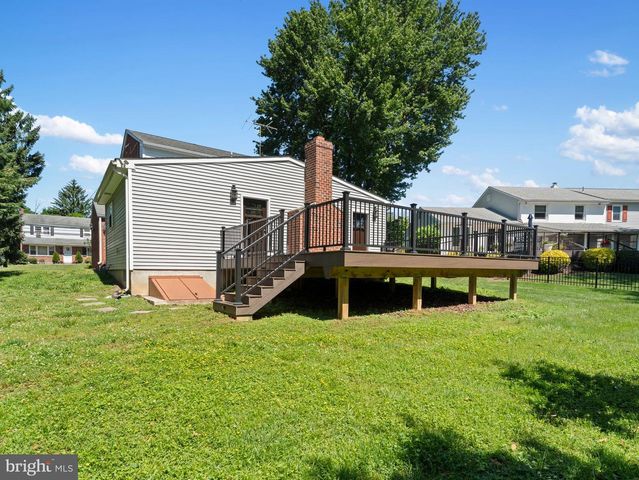 602 LINCOLN DR, Brookhaven, PA 19015