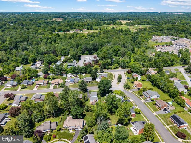 602 LINCOLN DR, Brookhaven, PA 19015