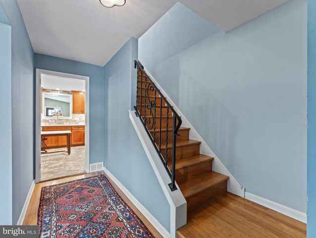 602 LINCOLN DR, Brookhaven, PA 19015
