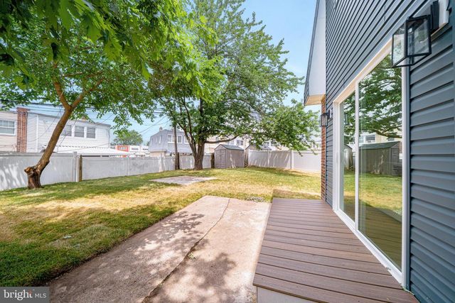 4113 FARMDALE RD, Philadelphia, PA 19154