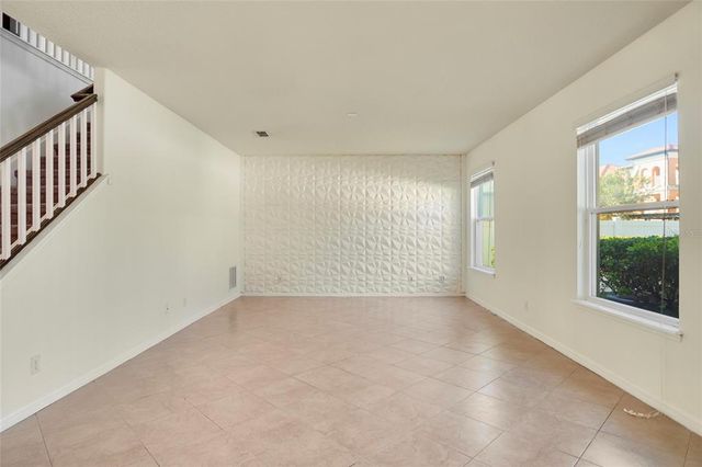 5029 SOUTHLAWN AVENUE, Orlando, FL 32811