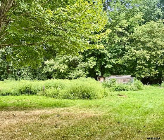 384 Stove Pipe City Road, Panton, VT 05491