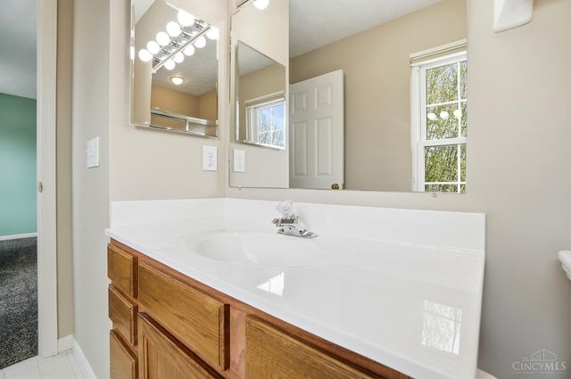 5570 Wheatmore Court, Mason, OH 45040