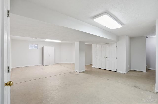 5570 Wheatmore Court, Mason, OH 45040
