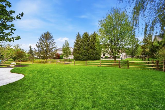 5570 Wheatmore Court, Mason, OH 45040