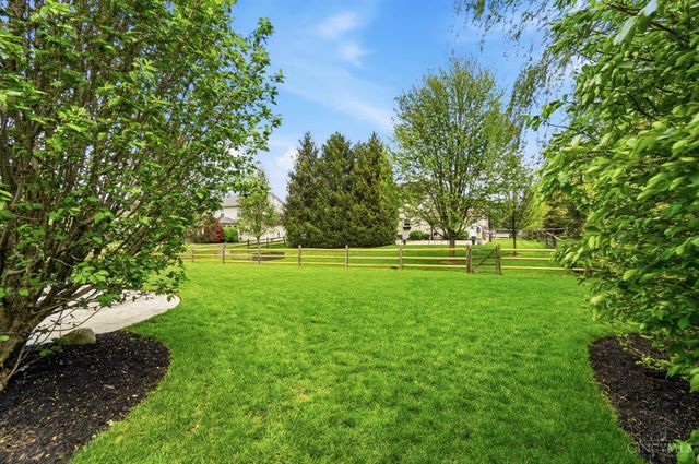5570 Wheatmore Court, Mason, OH 45040