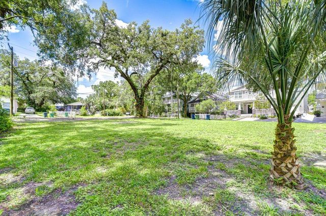 8001 N HIGHLAND AVENUE, Tampa, FL 33604