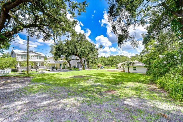 8001 N HIGHLAND AVENUE, Tampa, FL 33604