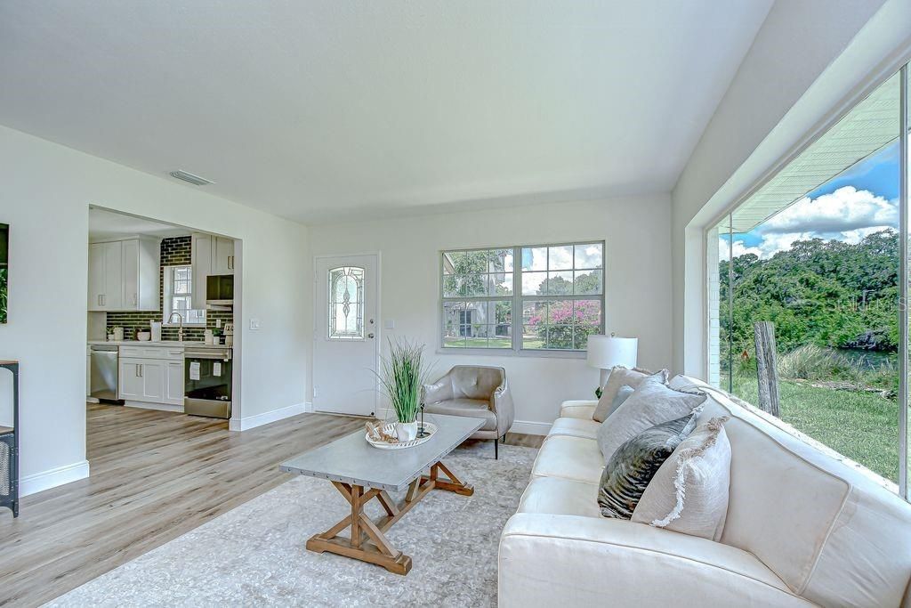 Image 21 of property listing at 8001 N HIGHLAND AVENUE, Tampa, FL 33604