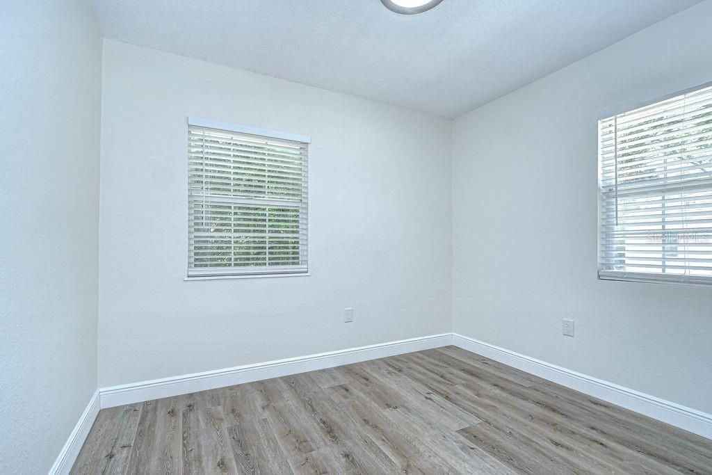 Image 26 of property listing at 8001 N HIGHLAND AVENUE, Tampa, FL 33604