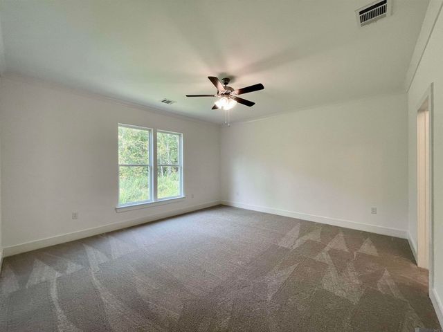 7216 Rolling Fork Rd, Baton Rouge, LA 70820