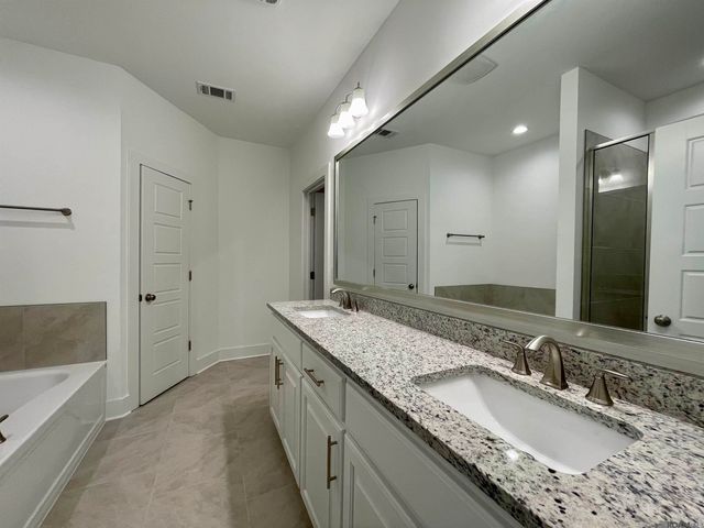 7216 Rolling Fork Rd, Baton Rouge, LA 70820