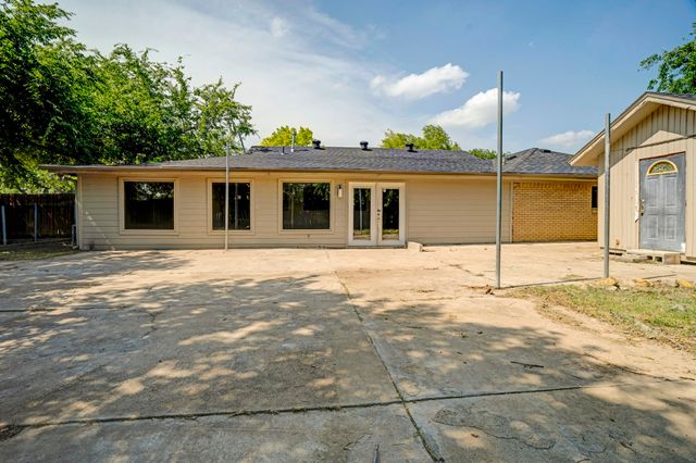 229 Cotillion Road, Fort Worth, TX 76134