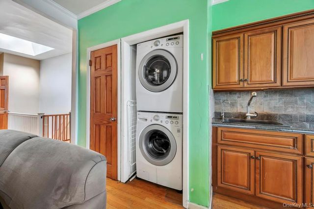 6144 Eliot Avenue, Middle Village, NY 11379