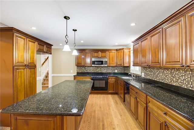 3414 Edgefield Road, Greensboro, NC 27409