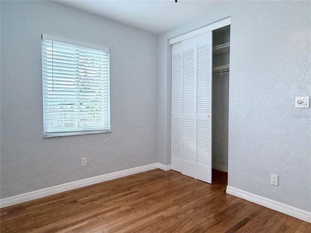4320 YARDLEY AVENUE N, St Petersburg, FL 33713