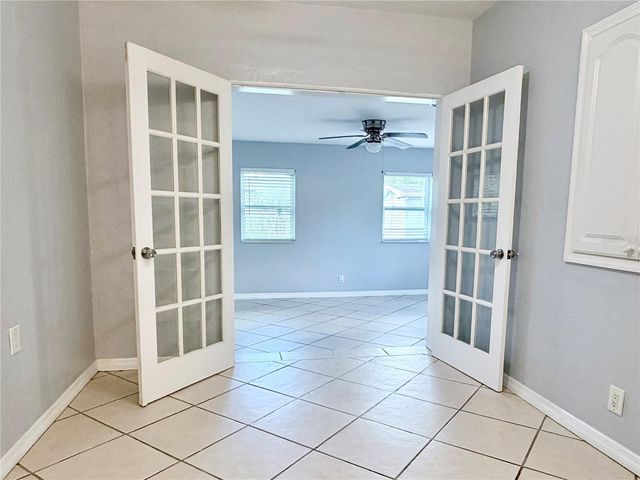 4320 YARDLEY AVENUE N, St Petersburg, FL 33713