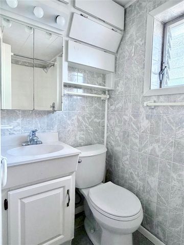 4320 YARDLEY AVENUE N, St Petersburg, FL 33713