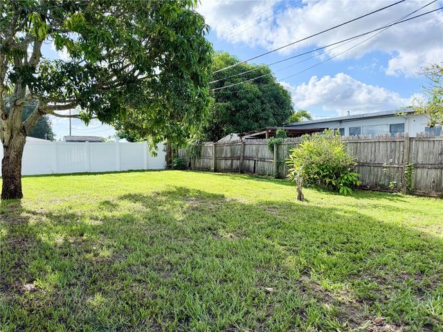 4320 YARDLEY AVENUE N, St Petersburg, FL 33713