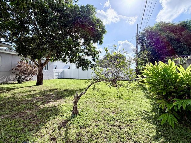 4320 YARDLEY AVENUE N, St Petersburg, FL 33713
