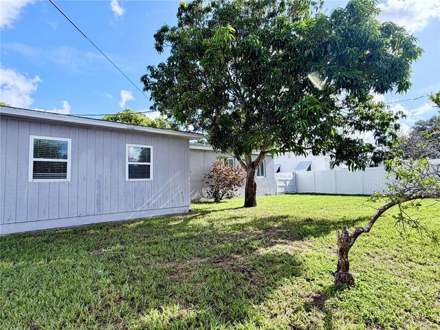 4320 YARDLEY AVENUE N, St Petersburg, FL 33713