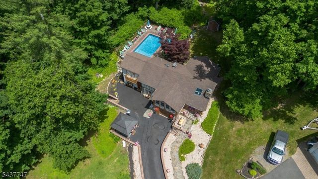 1 Woodlawn Rd, Sparta Twp., NJ 07871