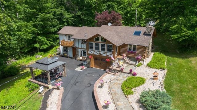 1 Woodlawn Rd, Sparta Twp., NJ 07871