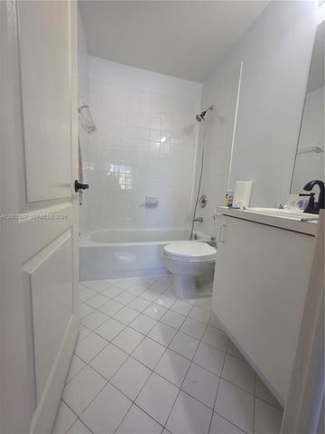 14055 SW 120th Ct 5-18, Miami, FL 33186